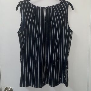 Jones NY Top Medium NWT